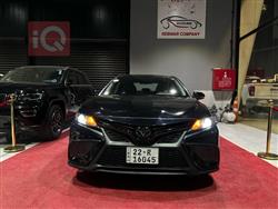 تۆیۆتا کامری